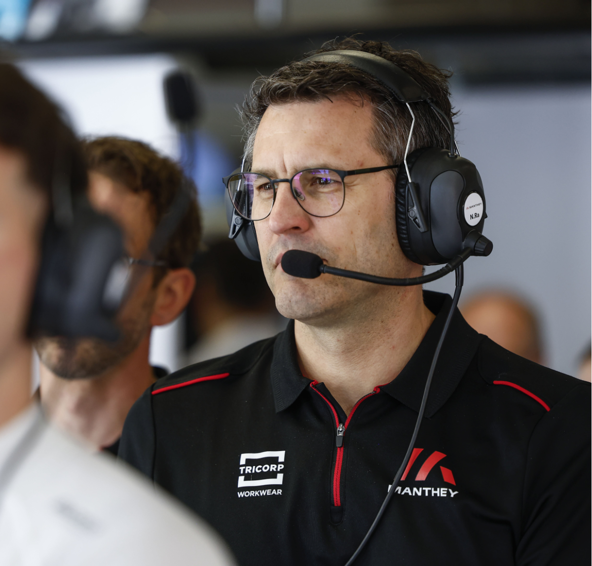 Tricorp x Manthey poloshirt on team member