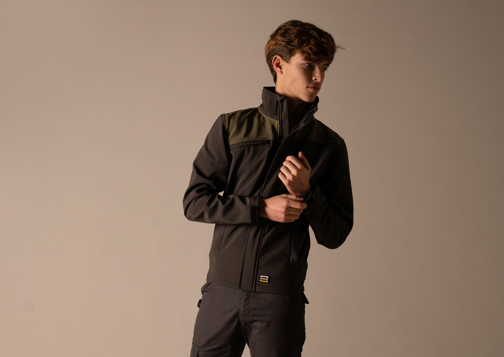 Model_Dark_Grey-Army