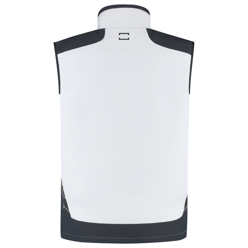 White_03