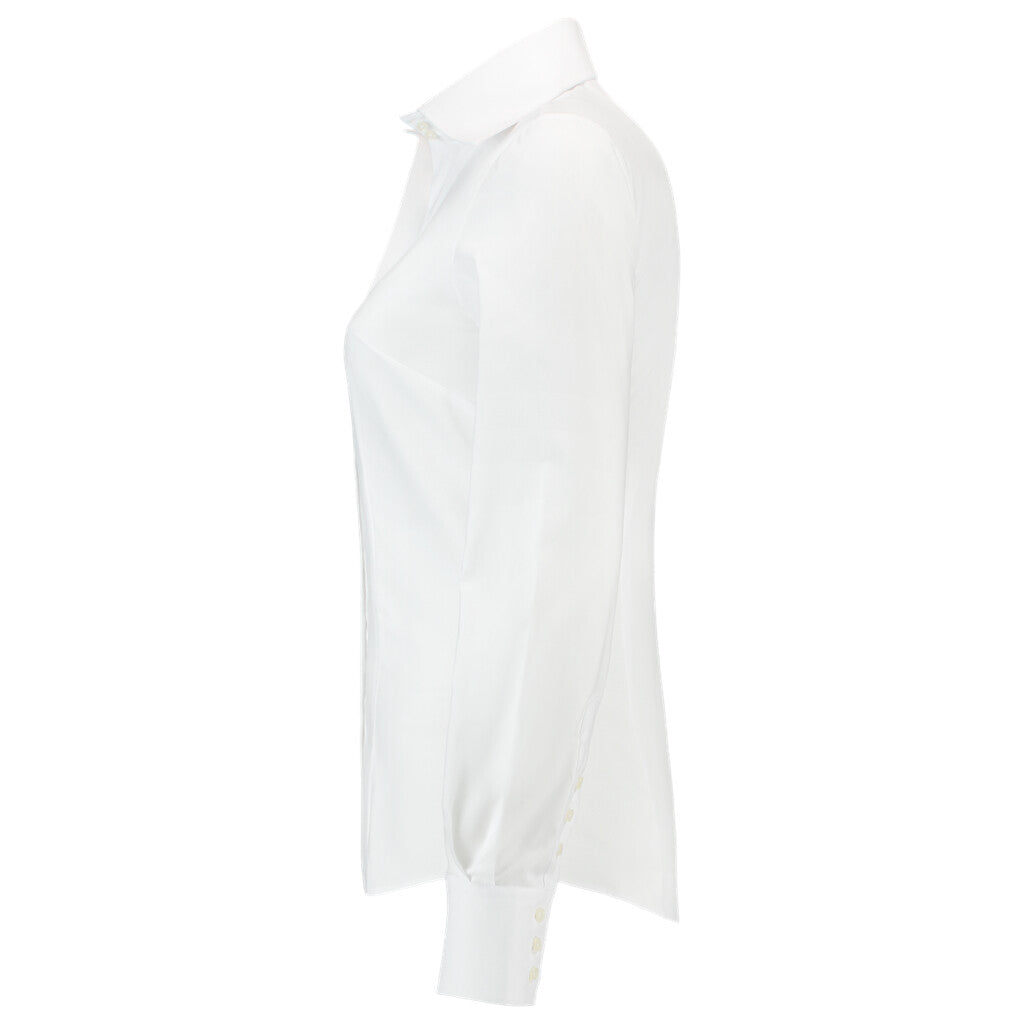 White_04
