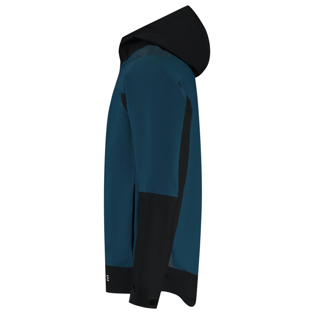 Teal-Black_04