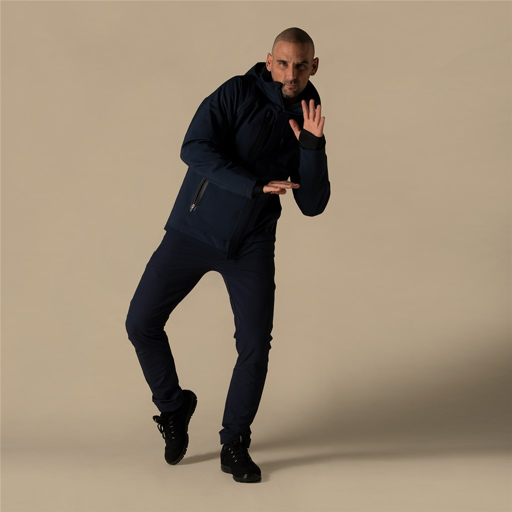 Model_Black